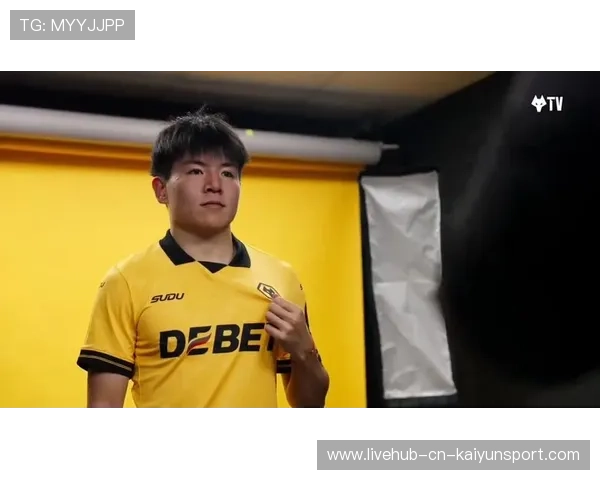 徐彬加盟狼队，英超赛季闪亮登场